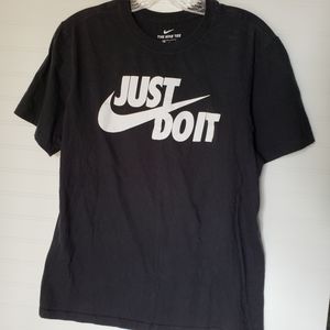 ⛔SOLD⛔ Nike Tshirt